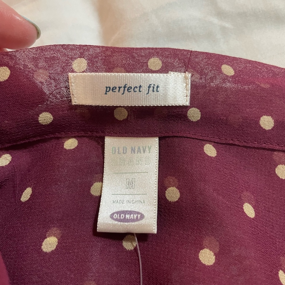Old Navy Perfect Fit Silk polka dot button down blouse maroon tan sheer MEDIUM - Picture 4 of 16